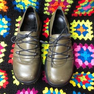 Dansko Lace-up Leather Shoe size: 39